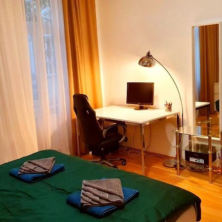 Chillout Paradise Vienna Fair Prater Danube Екстер'єр фото